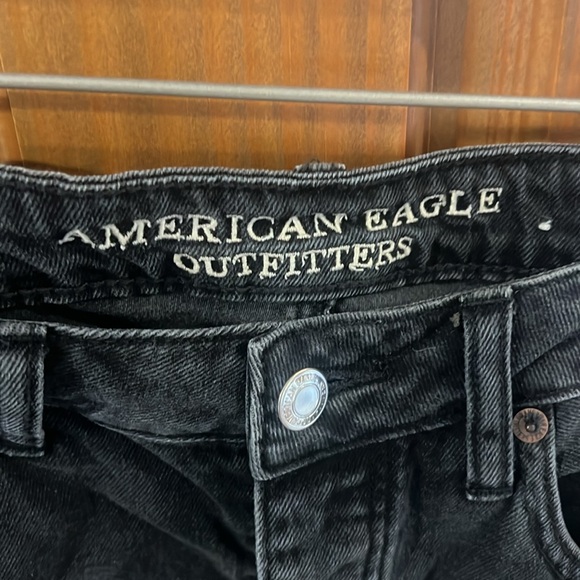 American Eagle Black Denim Skirt - Picture 2 of 5